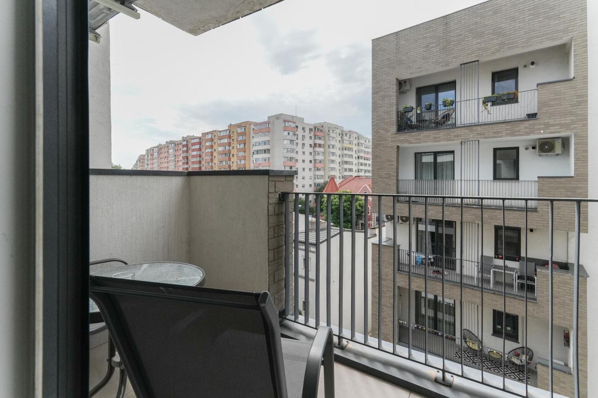 Ana - Cozy & Quiet Apt With Balcony & Garden View 布加勒斯特 外观 照片